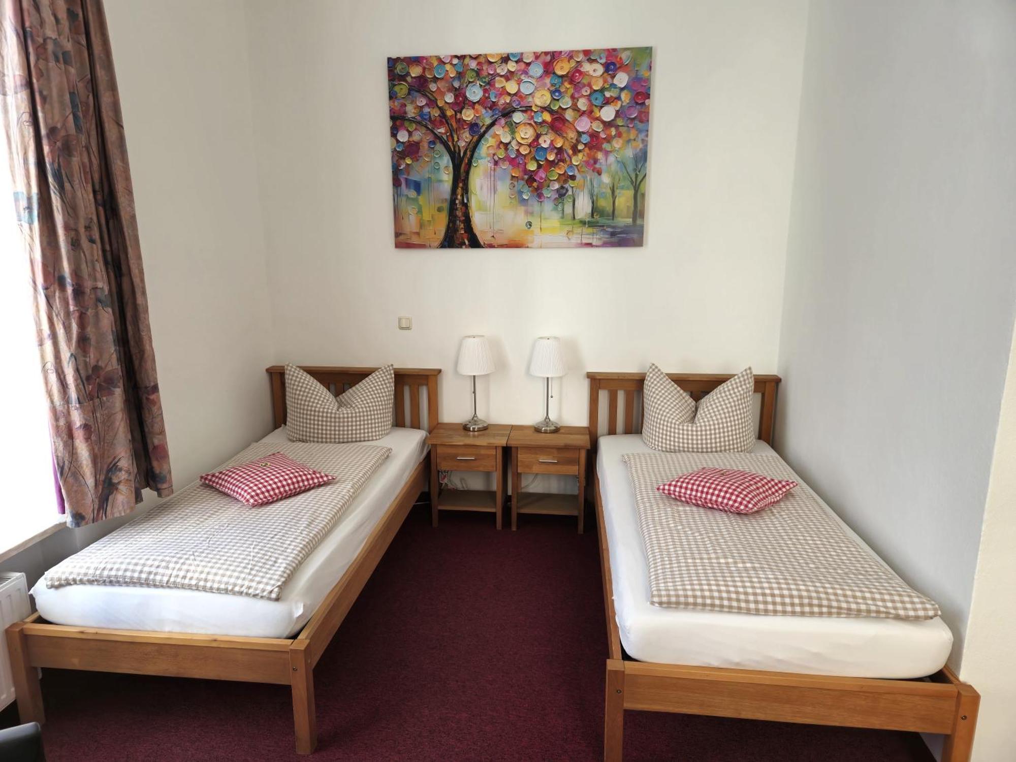 Hotel Meridian Гёрлиц Экстерьер фото